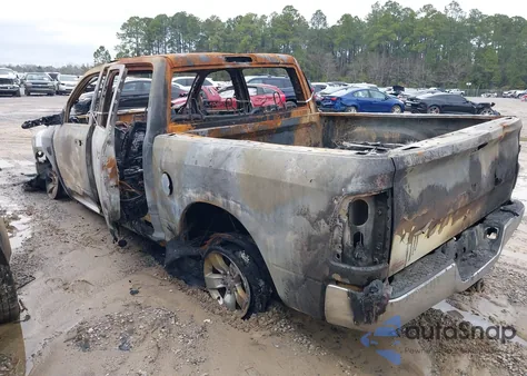 2018 Ram 1500 Tradesman 4X2 5'7 Box из США, поврежденный, VIN 1C6RR6KG2JS150067